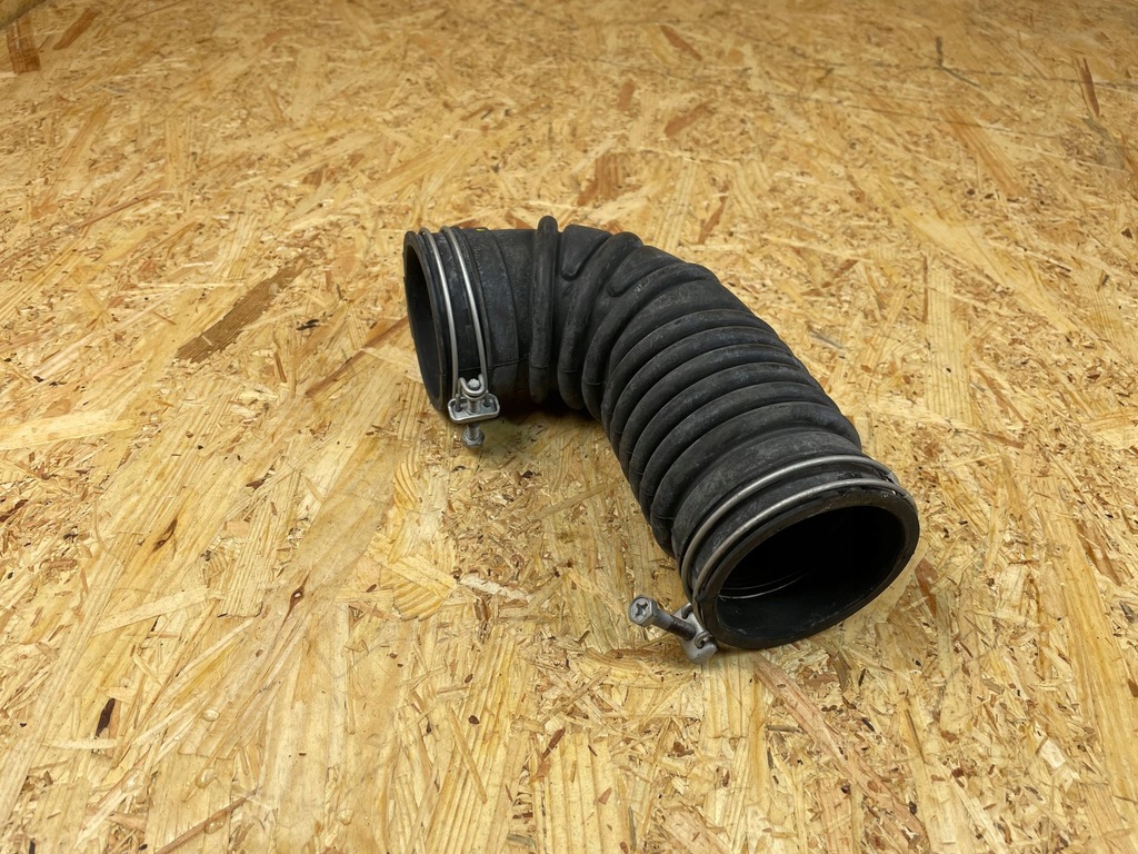 фото №6, Впуск повітрозабірник шланг канал повітря toyota hilux viii 17881-0e050 2015-