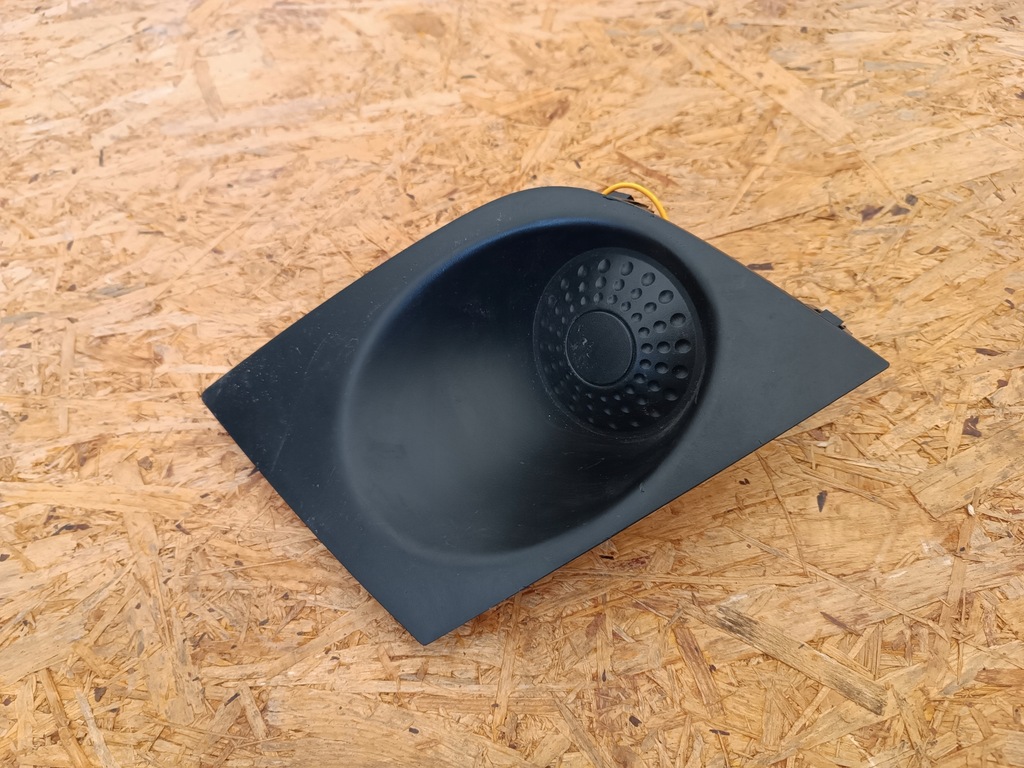 фото №12, Решётка бампера противотуманной фары правая nissan tiida versa