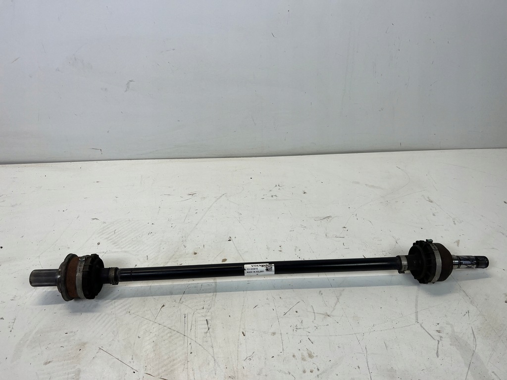фото №1, Volvo xc60 привідний вал ліва права задня p31325816