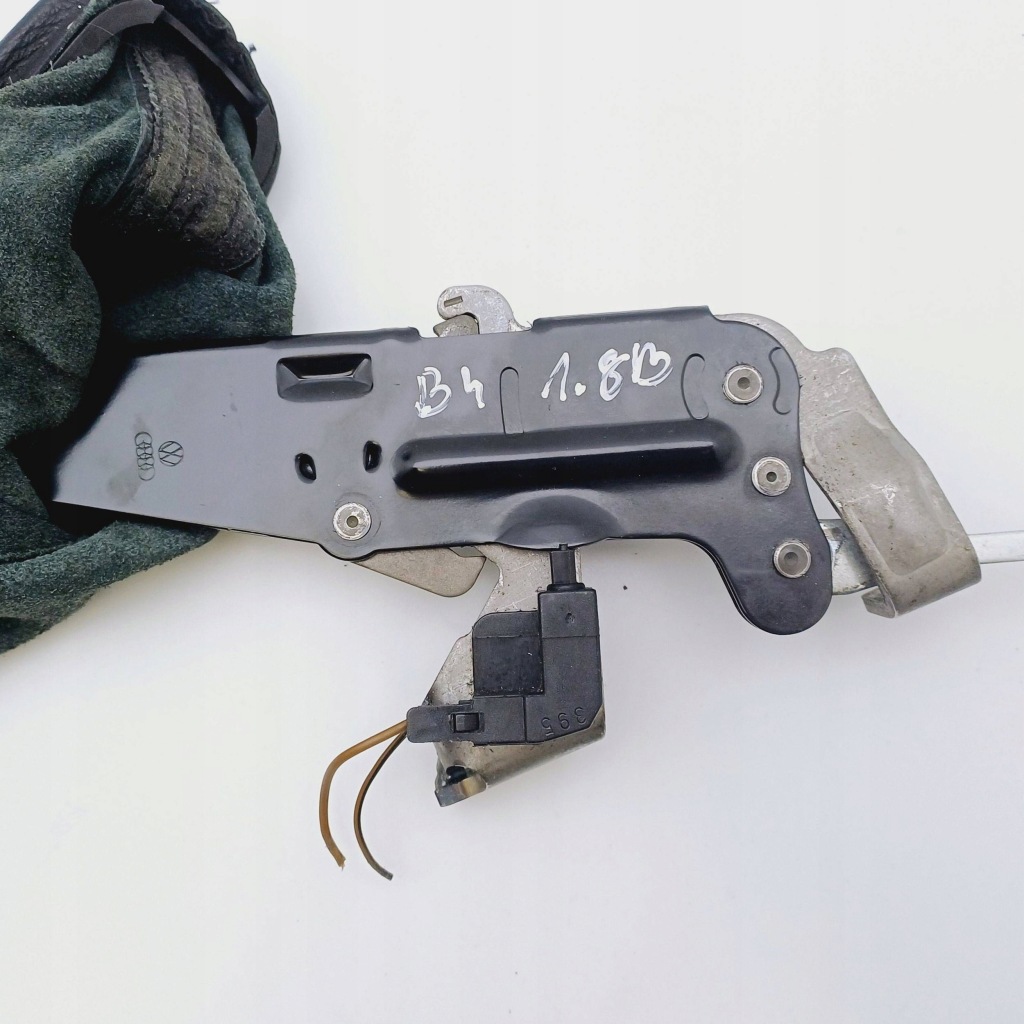 Рычаг тормоза ручного vw passat b4 1.8 b 191711307 nr4 Оригинал