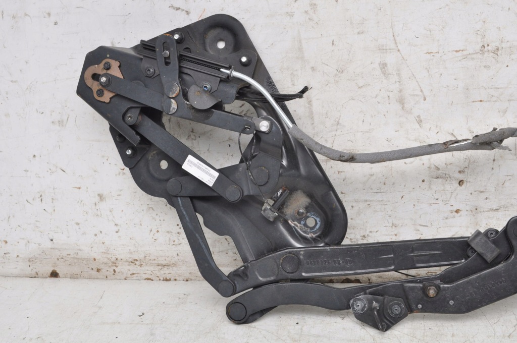 фото №4, Ford focus mk2 петля крыша 9411156