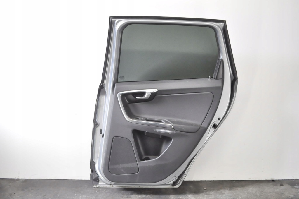 Купити Volvo xc60 1 двері правий задній праве задні