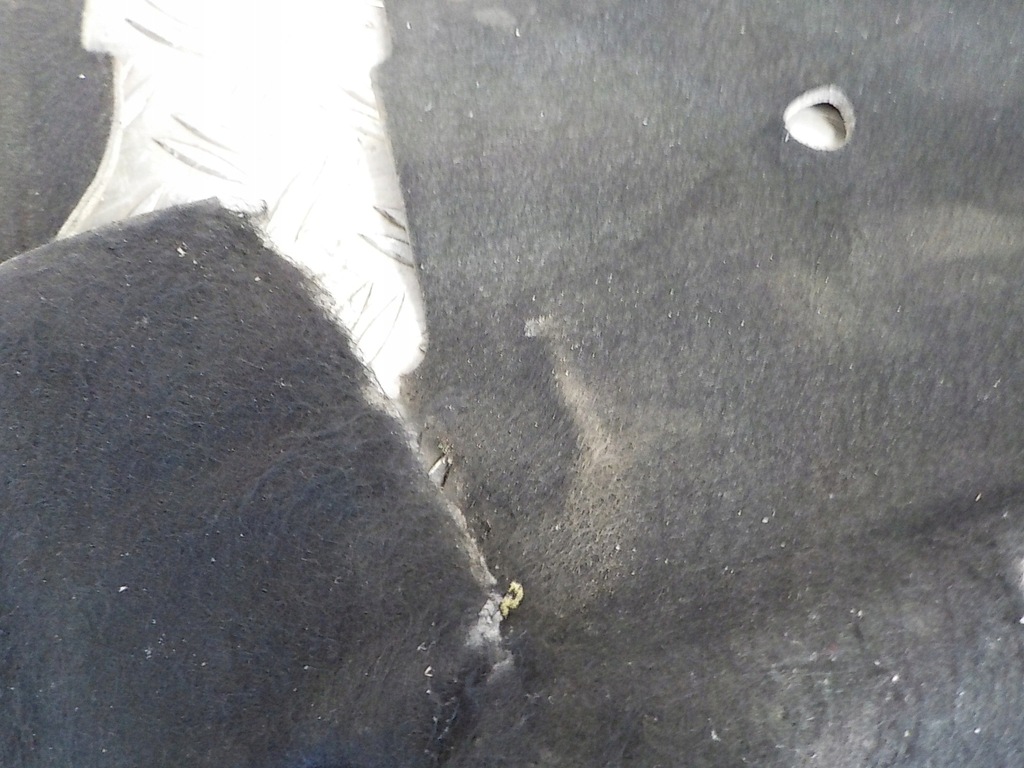 фото №5, Volvo xc60 ii коврик обшивка pod туннель средний