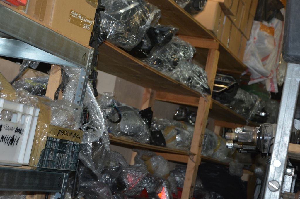 фото №9, Зеркало наружное правое 5pin ford focus mk2 hb