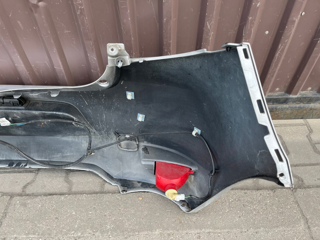 Renault clio 3 3 рестайлинг  09-12r бампер задний задний серебристый 8200800134 Киев