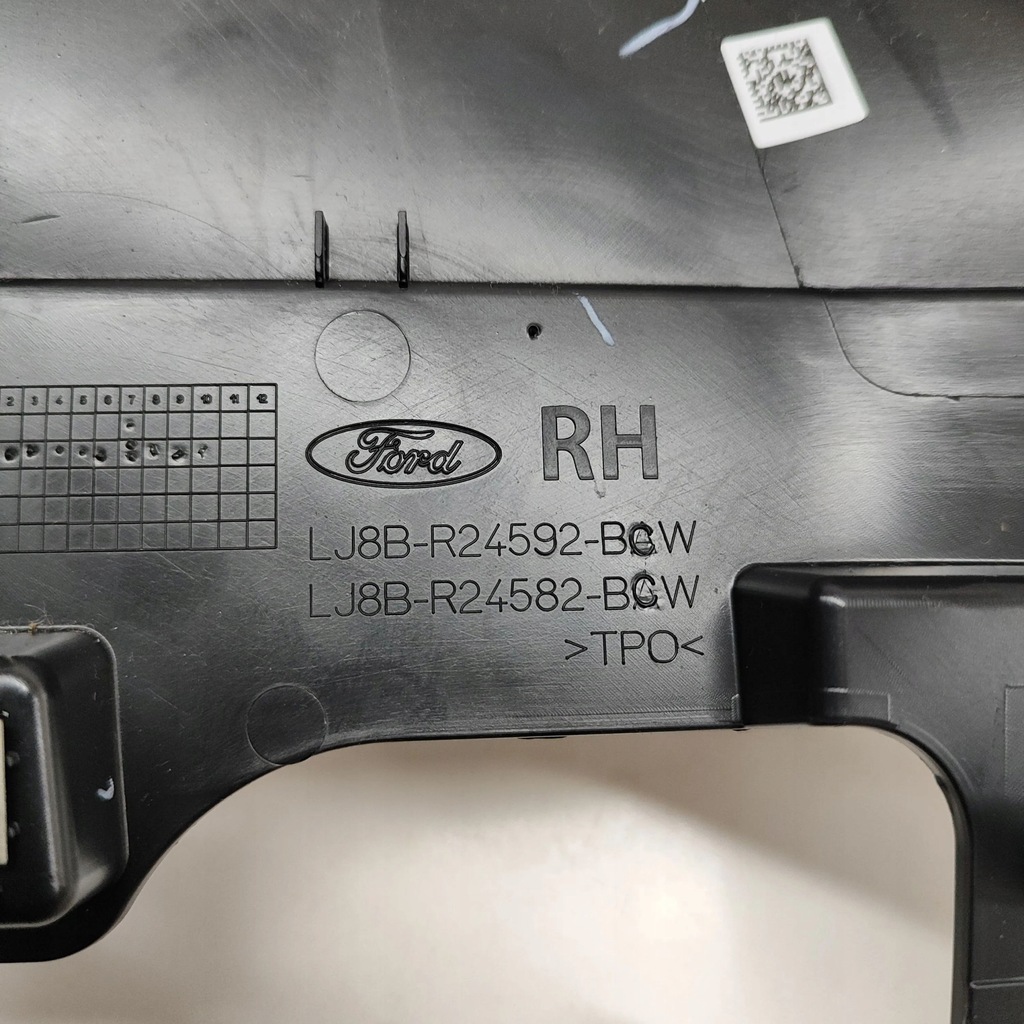 фото №6, Ford mustang mach-e 2023 правая сторона защита верхний стойка / b