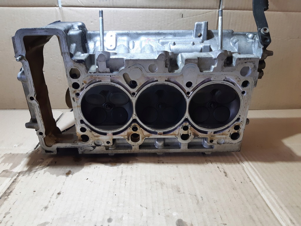 фото №11, Audi q5 8r 3.2 fsi cal головка двигуна ліва 06e103403a