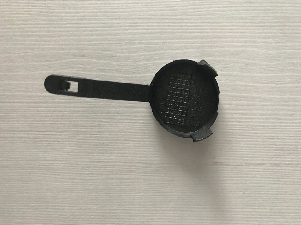 фото №5, Renault clio ii 2 phase 3 заглушка фаркоп перед