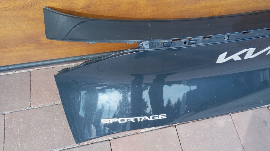фото №3, Kia sportage v 2021 - накладка крышки задняя 87311-r2000
