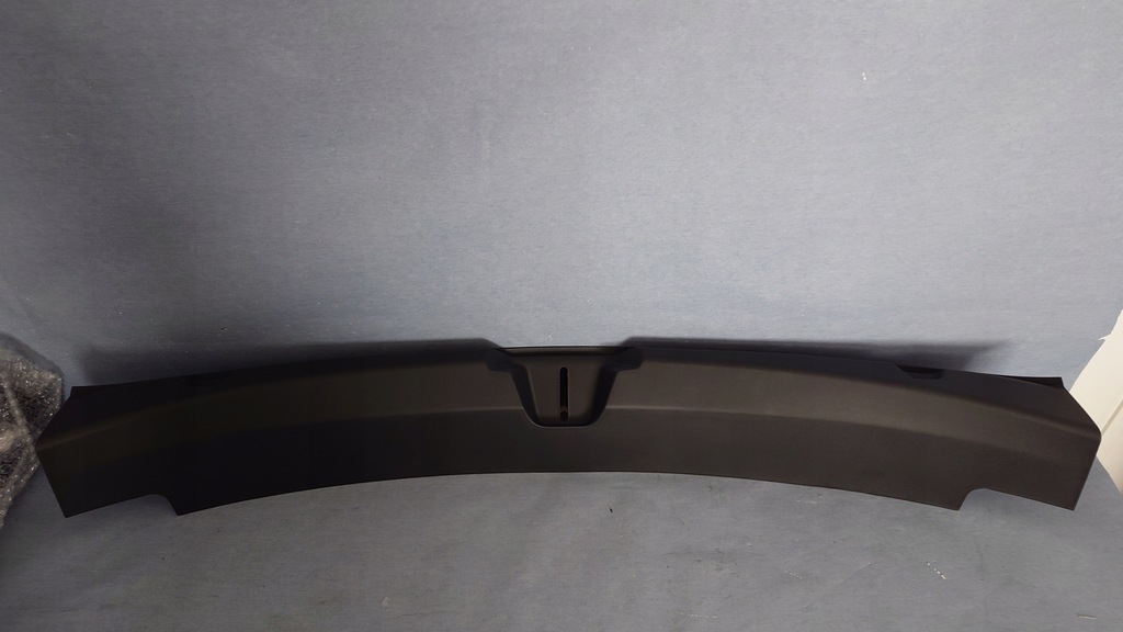 фото №1, Tesla 3 защита поперечина заднего багажника 1643512-oo-a