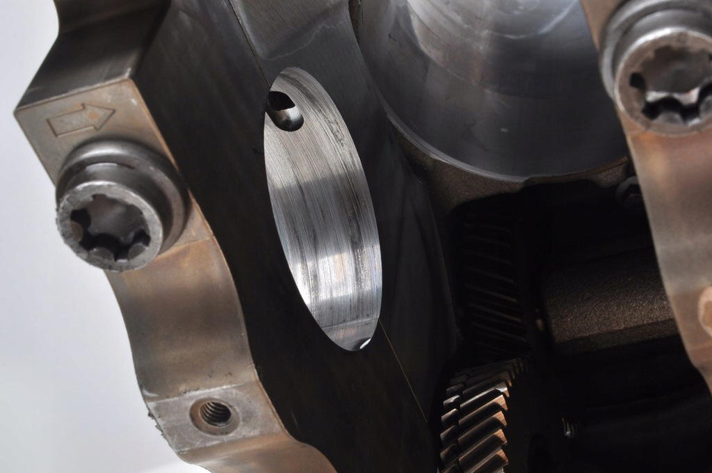 фото №10, F-pace x761 xf ii 2.0d 163 241km sd4 блок двигателя 204dtd g4d3-6015-ag