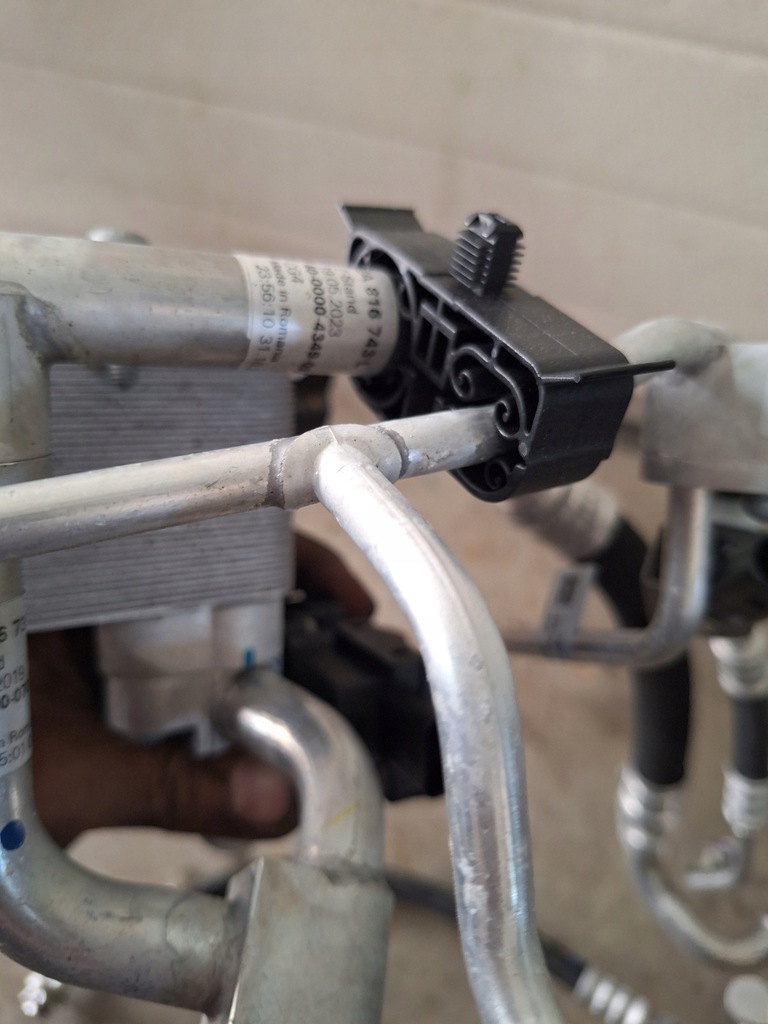 фото №9, Vw id4 id3 теплообмінник тепла радіатор шланг кондиціонера 1ea816741k