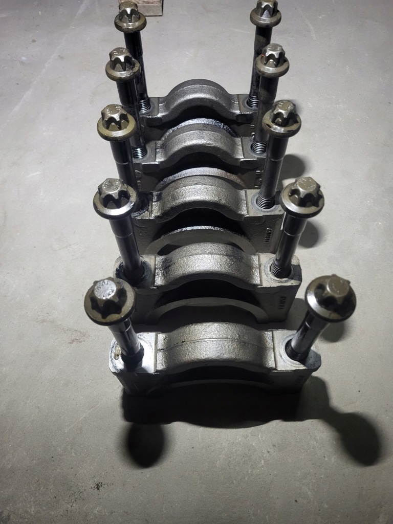 фото №2, Опора опора вала двигатель scania r 1318157