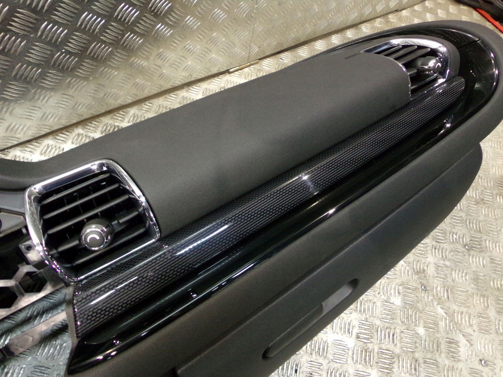 фото №14, Mini f54 clubman приборная панель приборная консоль hud org