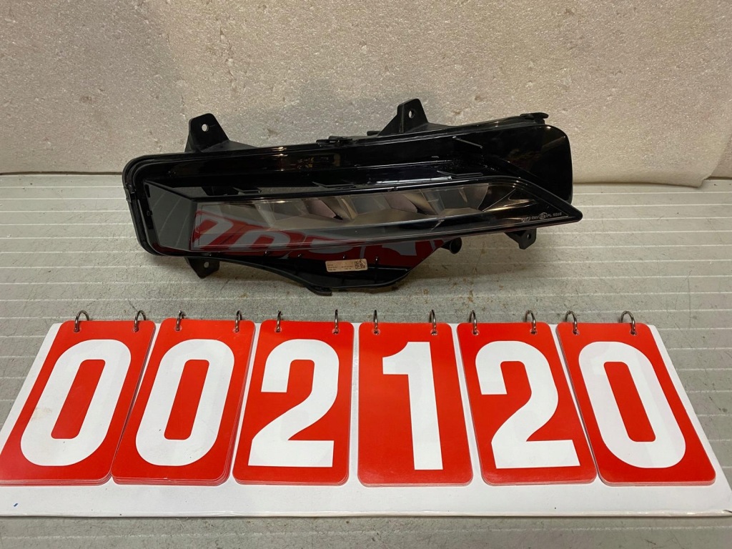 Купити Протитуманна фара правий drl led skoda octavia iv 4 5e3 правий