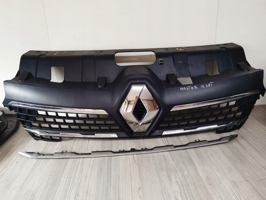 фото №1, Значок хром решітка радіатора решітка радіатора renault master iv