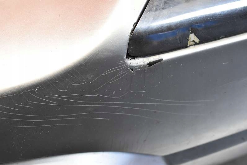 фото №7, Бампер перед передний серебристый chrysler pacifica 1 i 03-08