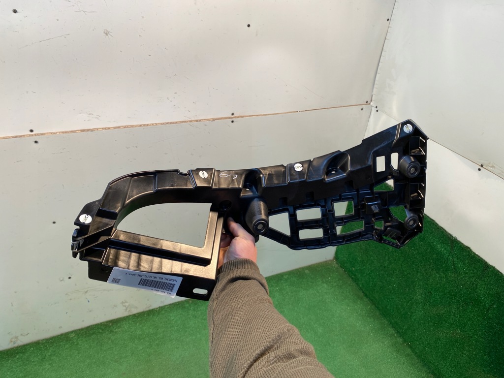 Купить Porsche macan 95b направляющая бампера правый задняя задний 95b807454h новый оригинал