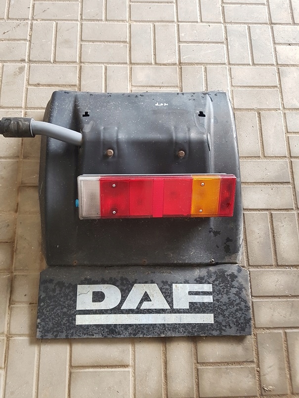 фото №1, Крила труба кронштейн лампа daf 95 105 xf 85 cf