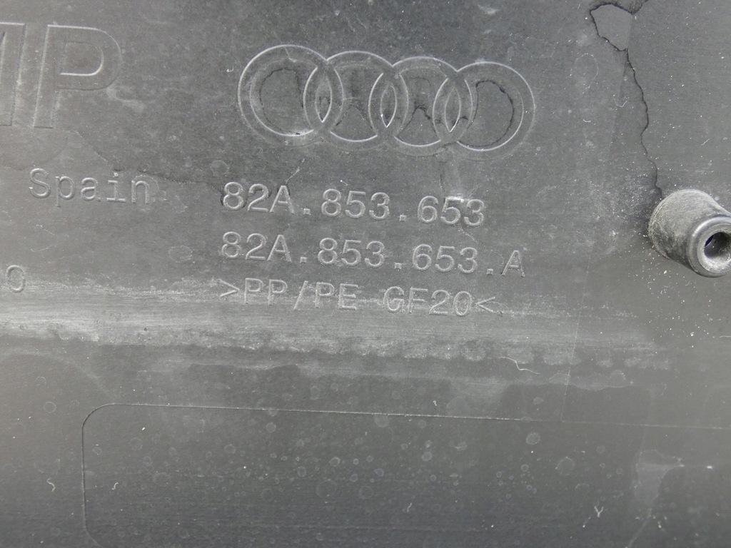 фото №16, Бампер решітка радіатора ґрати audi a-1 82a shadowline