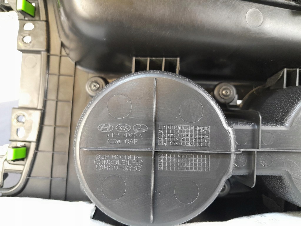 фото №12, Hyundai i30 ii туннель средний 84610-a6000