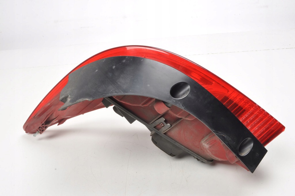 фото №9, Peugeot 308 i lift лампа правая задняя правый задняя kombi