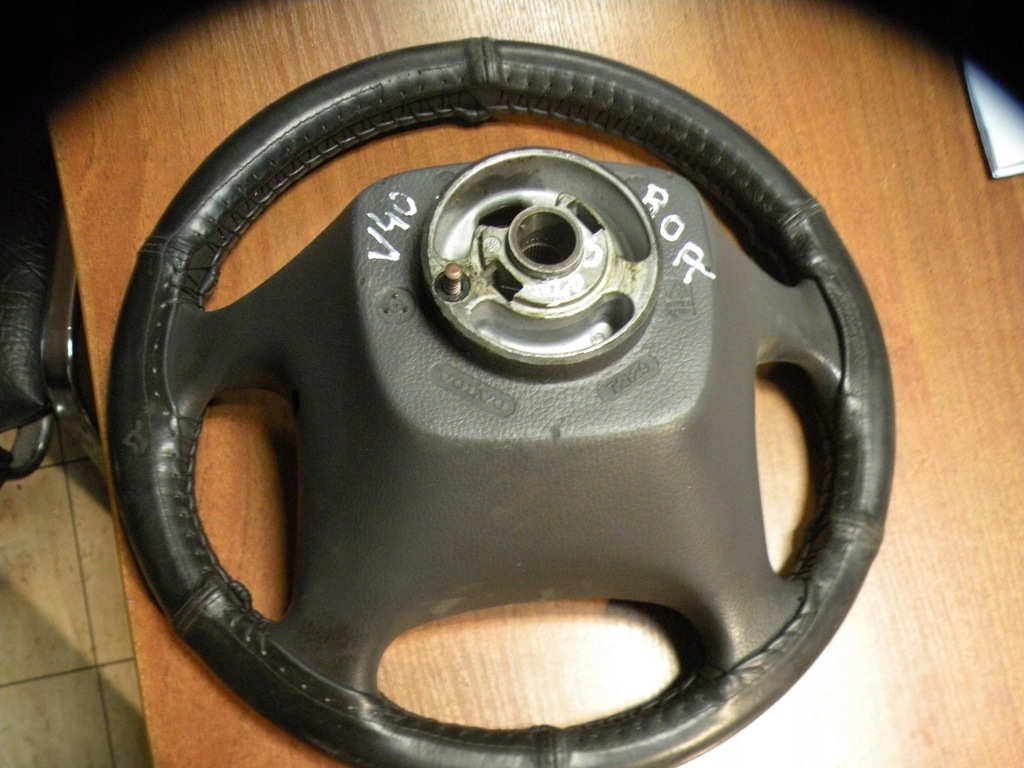 фото №8, Volvo s40 v40 97-01 повітропровід + накладка шкіра