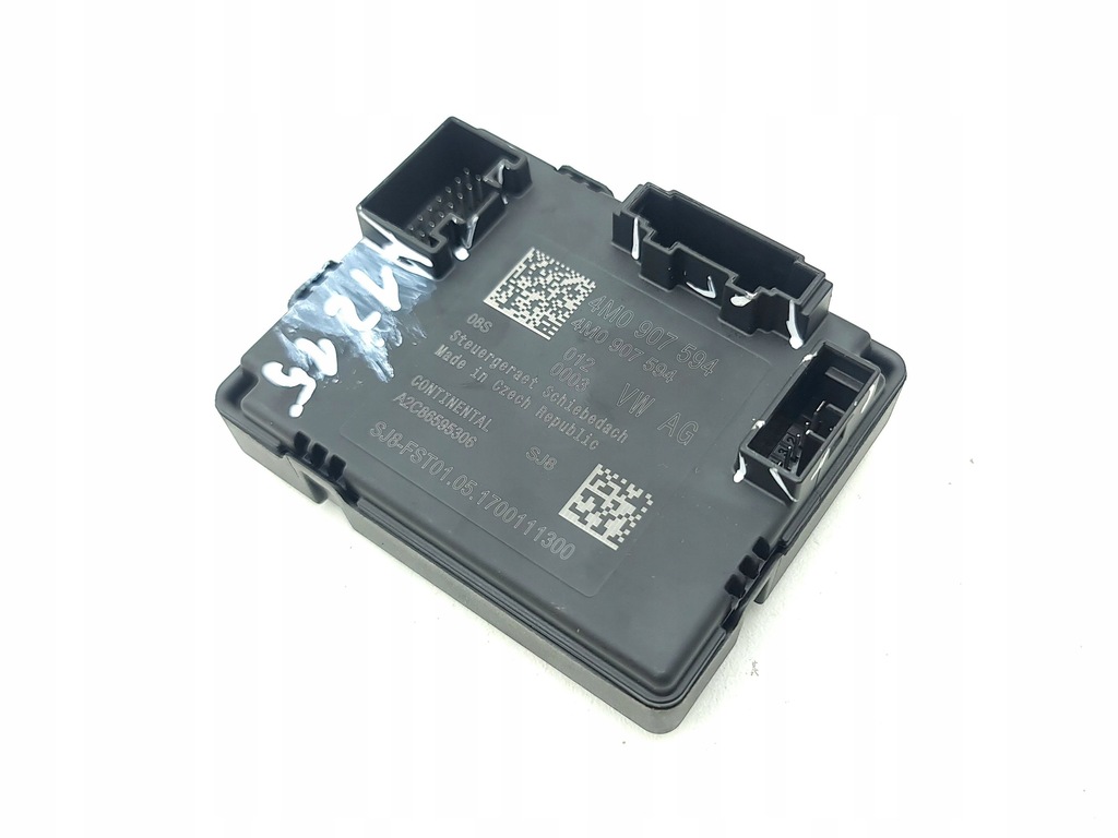 фото №1, Audi a4 s4 b9 2017 модуль / блок управления люк