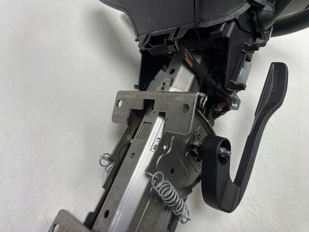 фото №13, Колонка рулевая счетчик vw id.3 id3