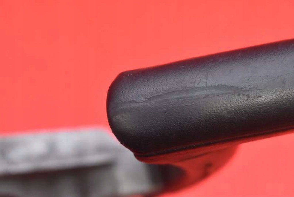 фото №12, Рычаг тормоза ручного 8p0711303c audi a3 8p 04-08