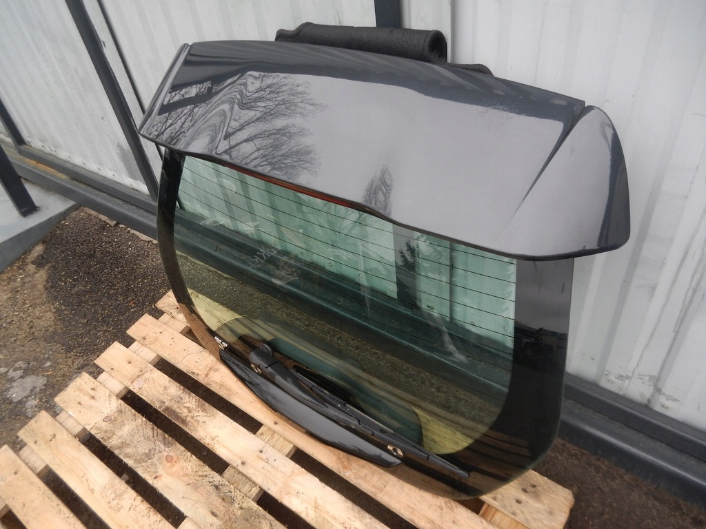 фото №10, Крышка багажника багажника задняя комплектная volvo c30 06-