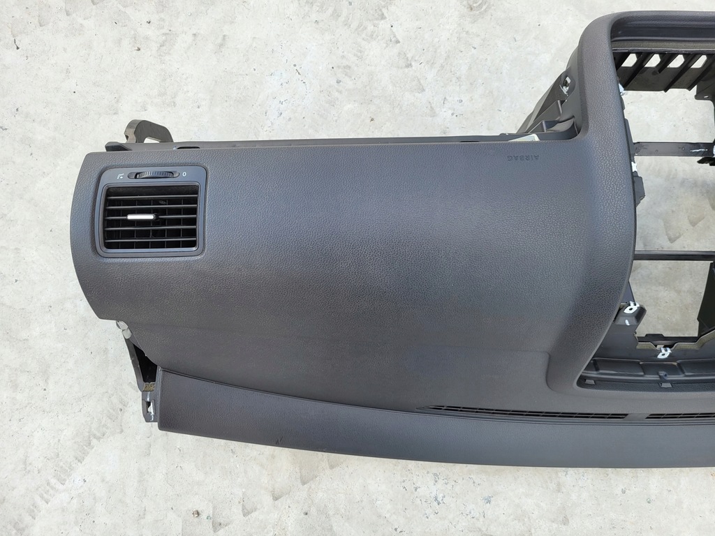фото №12, Vw golf v 5 jetta iii 07r приборная панель консоль приборная панель приборная air bag подушка