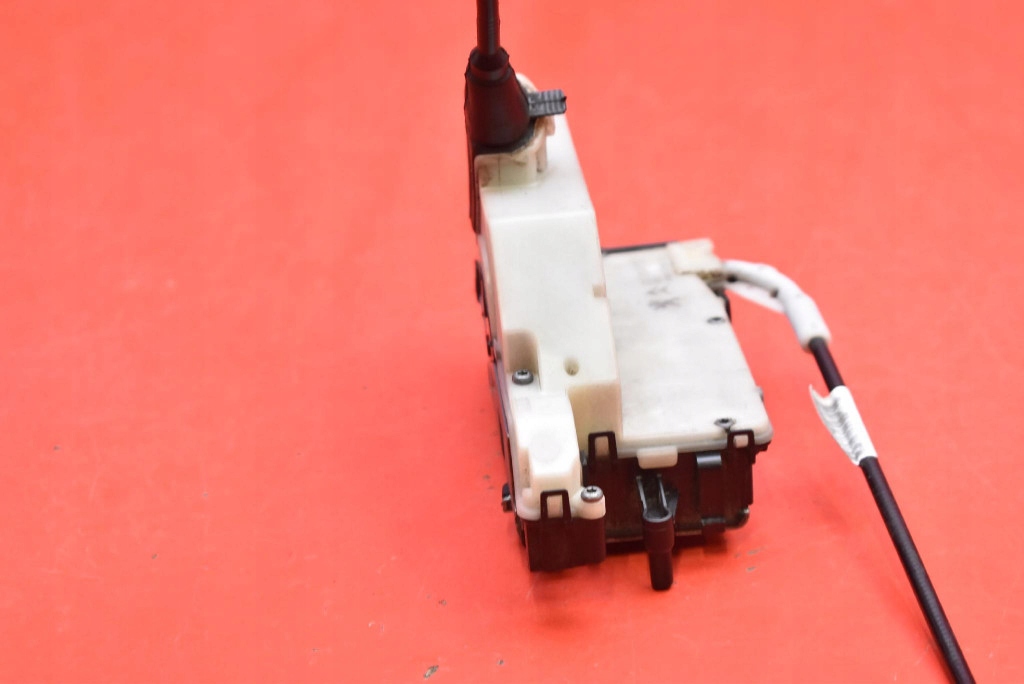 фото №6, Замок дверь правый перед передний eu 981250078 peugeot 2008 1 i 17-20