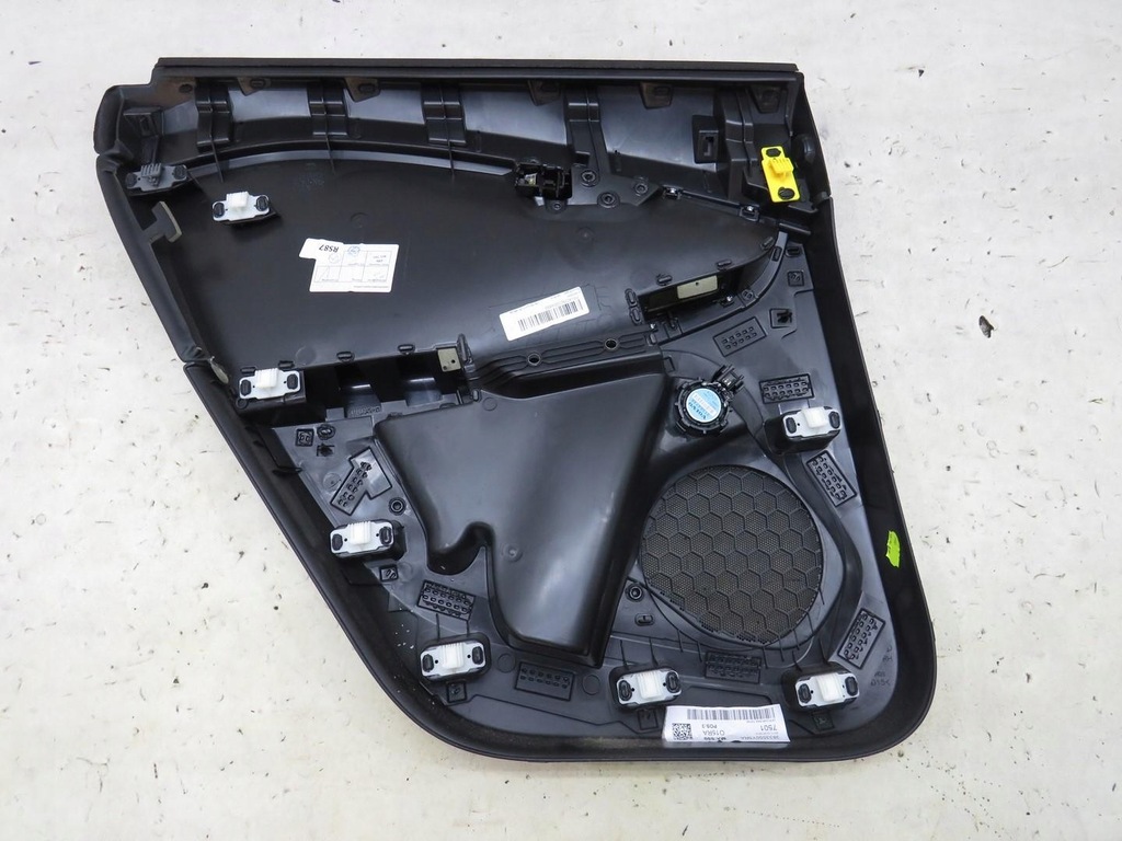 фото №4, Обшивка дверь правый задняя volvo v40 ii