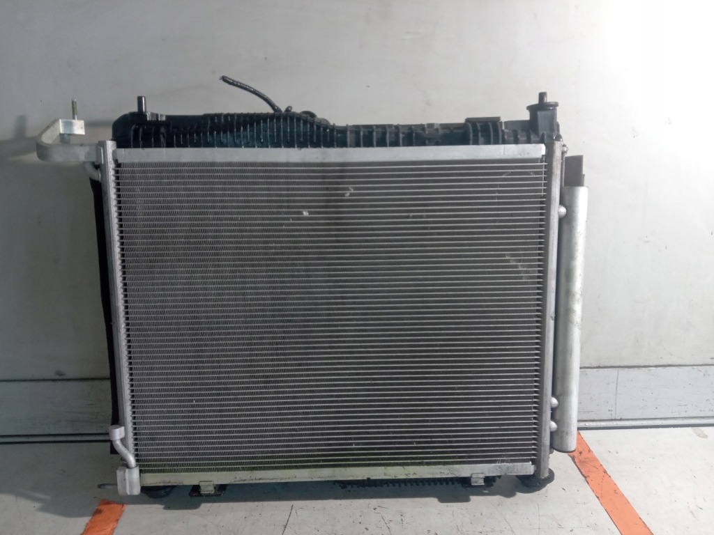 фото №1, Ford fiesta mk8 радіатор комплект 1.0 eb