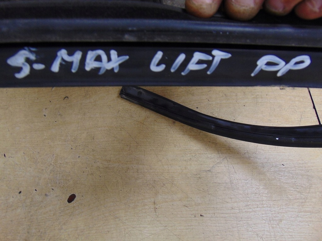 фото №11, Рамка прокладка стекло дверь правый перед ford s-max mk1 lift am21-r21510