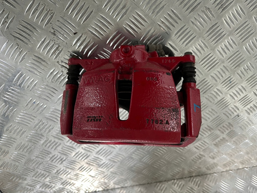 фото №6, Skoda octavia iii vrs rs суппорт левый перед 7782a