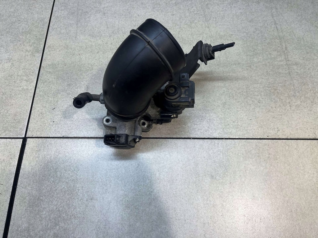 фото №1, Дросельна заслінка kia carens ii 1.6 16v 0280140571