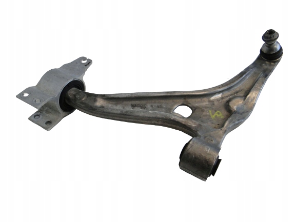 фото №1, Mercedes b 247 w247 рычаг левый передний нижний