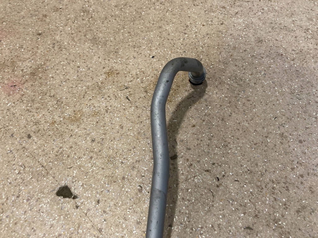 Шланг радіатора оливи bmw m2 f87 7639644 Зі Шроту