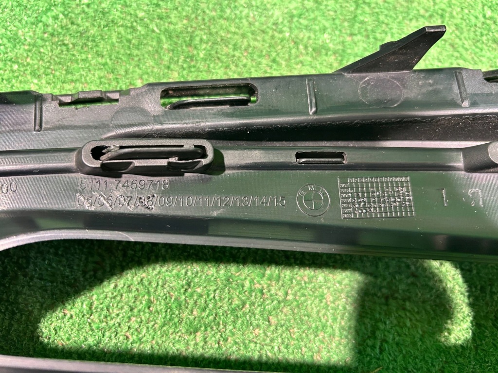 Bmw 1 f40 решітка бампера права перед передня 7459718 Оригінал