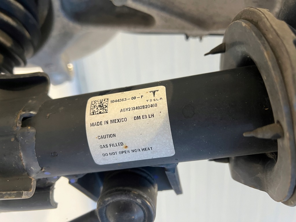 фото №8, Поворотний кулак ліва передня комплектна tesla model 3 lift 1044311-00-e комплектна