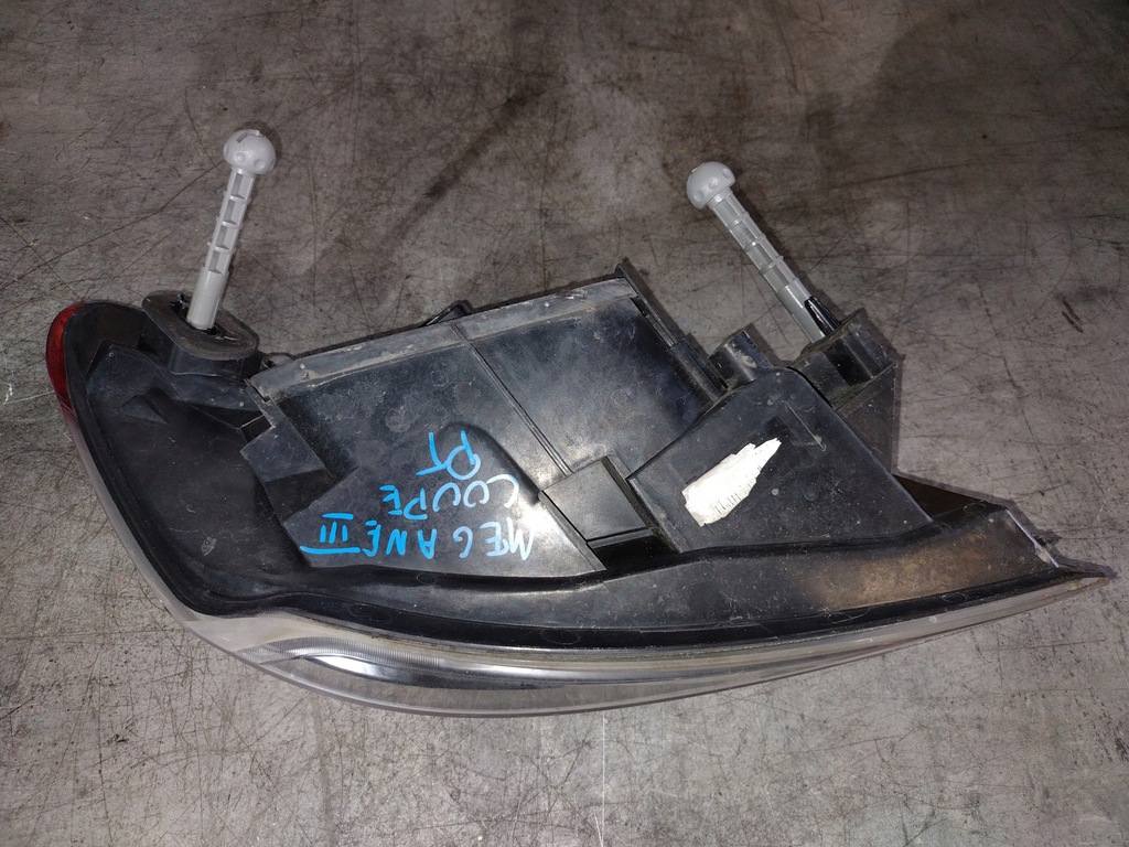 фото №8, Лампа права задня renault megane iii coupe