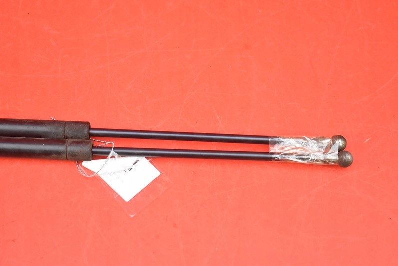 фото №6, Привід амортизатори кришки bmw e46 kombi lift 01-06