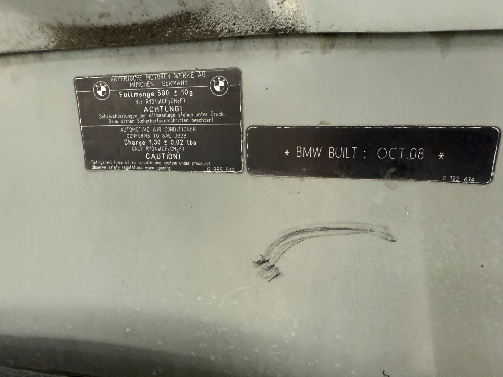 Капот кришка двигуна комплектна bmw e90 e91 3 рестайлінг  lci Оригінал