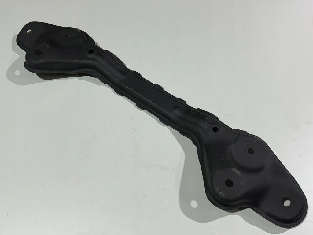 фото №1, Mazda cx7 2.2d кронштейн балка подрамник