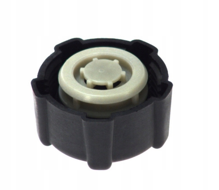 фото №2, Кришка радіатора dacia duster logan sand