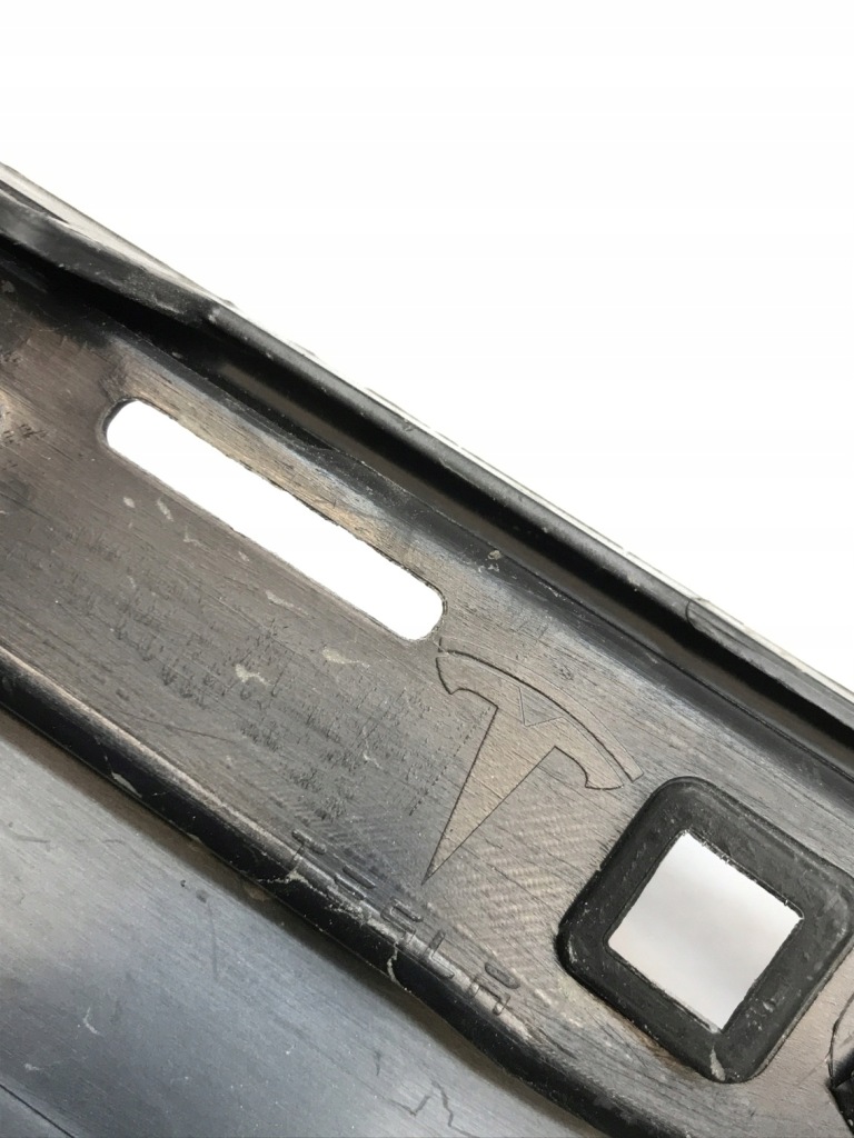 Tesla model s lift диффузор спойлер бампера задний 1057321-00-d в Украине