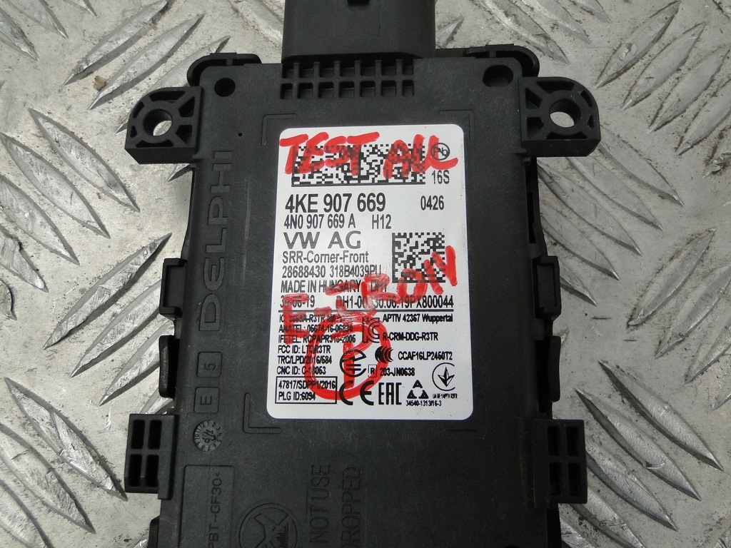 фото №10, Радар датчик перемикання поперечина audi e-tron 4ke907669