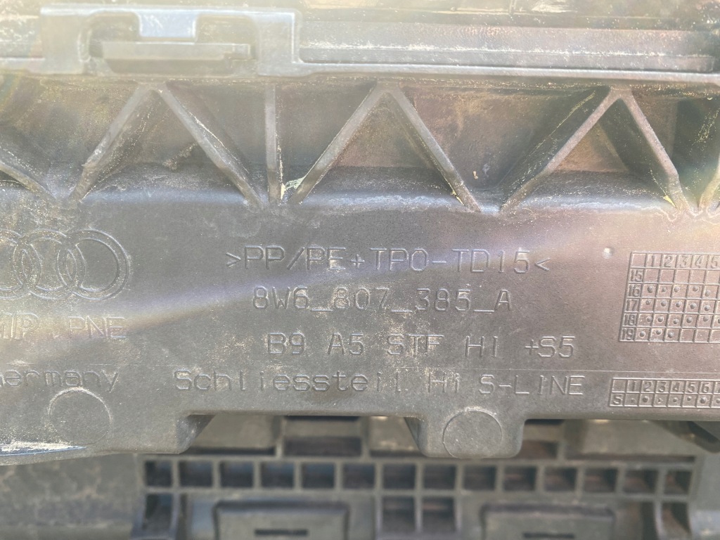 Audi a5 s line 8w6 бампер задний  8w6807511c оригинал Оригинал